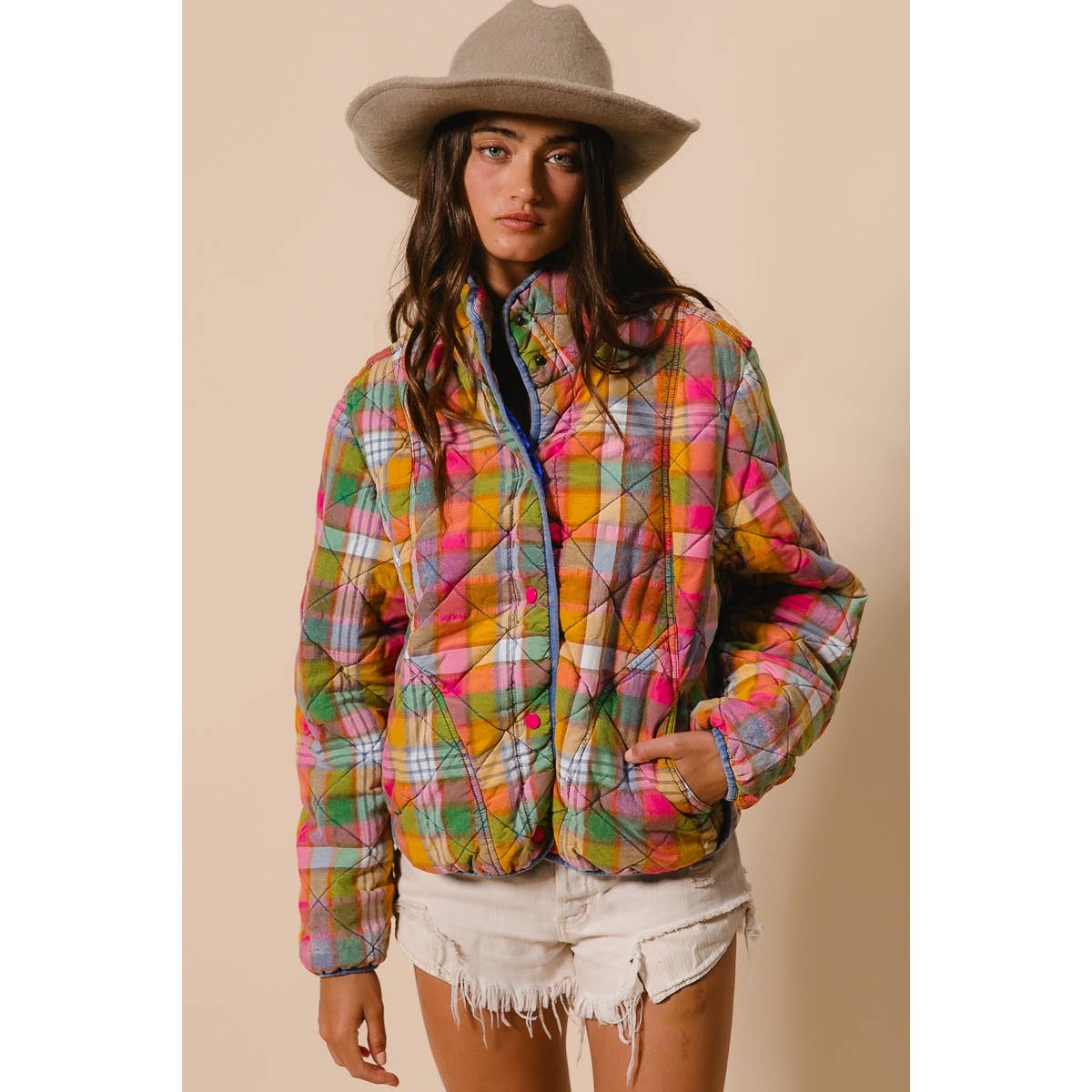 BLEACHED VINTAGE PLAID QUILTED JACKET WITH POCKETS